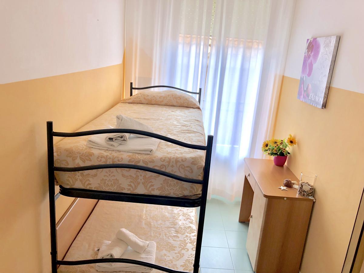 Hotel Montebello Riccione Buitenkant foto